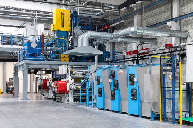 HÜBNER brings ultra-modern plant for elastomer compounds into operation